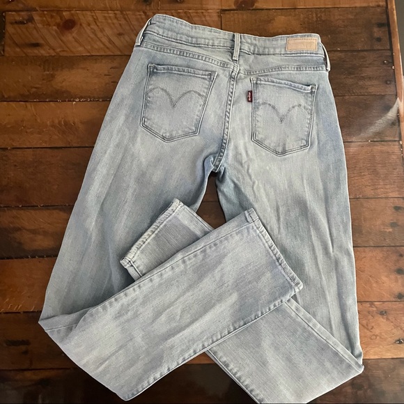 Levi's Denim - Levi’s Demi Curve Jeans Size 2